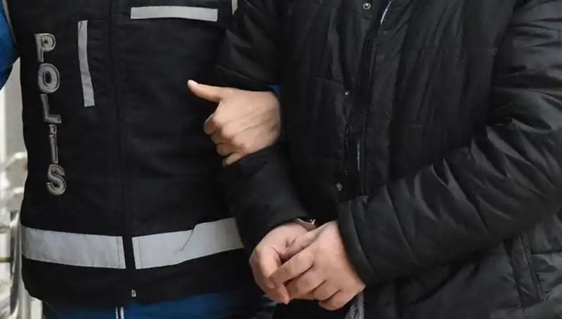 FETÖ Operasyonları: Emniyet ve TSK'da Neler Yaşanıyor?
