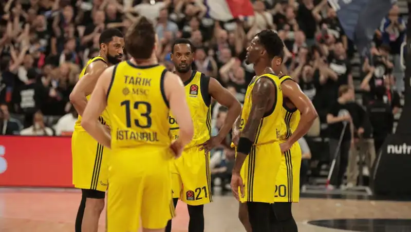 Fenerbahçe, Panathinaikos'u Geçerek Finale Yükselmek İstiyor