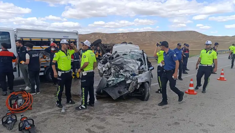Yozgat'ta Korkunç Trafik Kazası: 3 Kişi Hayatını Kaybetti