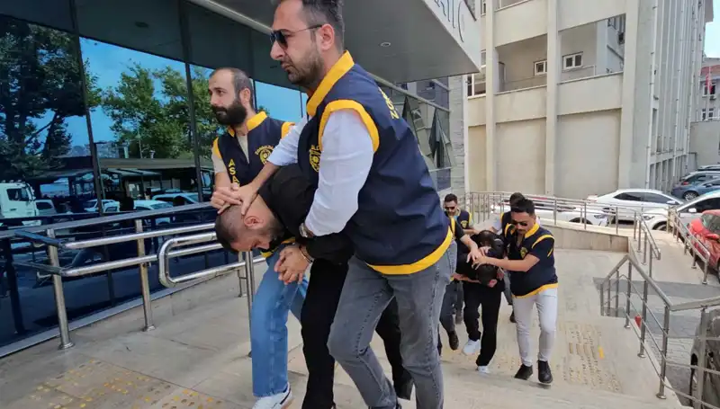 FETÖ Yalanıyla Milyonluk Vurgun: Kimler Dolandırıldı?