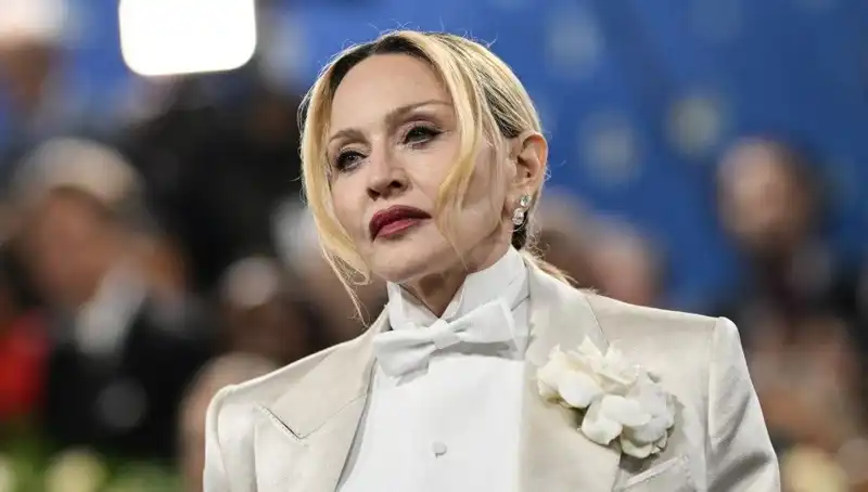 Madonna’nın Yeni Diyeti: Kanserle Mücadeledeki Rolü Tartışılıyor