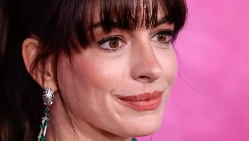 Hollywood’un Şok Edici Estetik Modası: Ölü Deri Enjeksiyonları