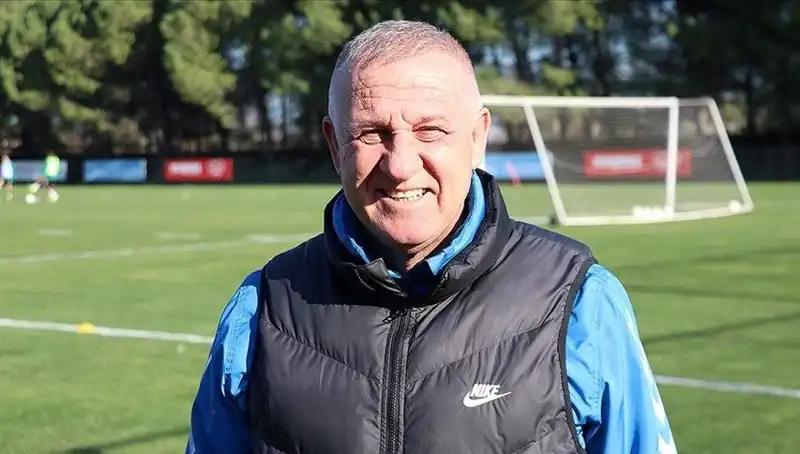 Ankaragücü’nde Mesut Bakkal İle Yollar Ayrıldı: Yeni Dönem Başlıyor!