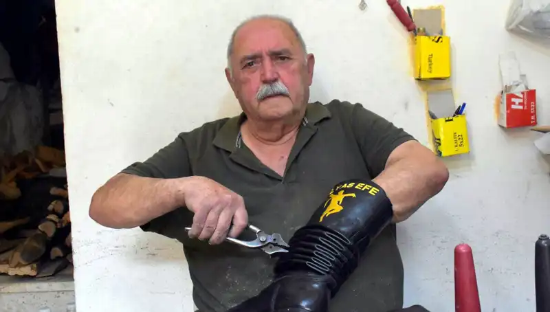 Tire'de 64 Yıldır Ustalık Yapıyor: Hasan Usta'nın Eşsiz Sanatı