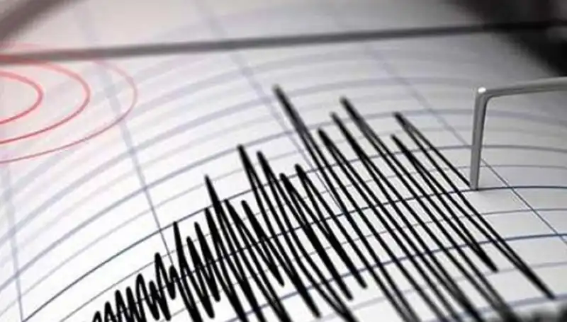 Sındırgı'da Son Dakika: 4,3 Büyüklüğünde Deprem Yaşandı!