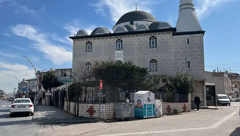 Cami Tuvaletinde Bulunan Adamın Gizemi: Ne Oldu?