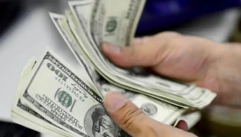 Dolar Kuru Güncel Değişimleri: 30 Nisan 2024 Verileriyle Karşılaştırın!