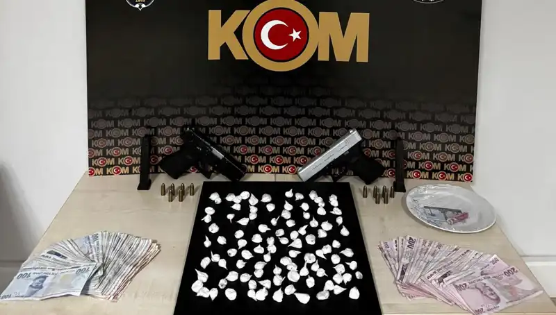 Çeşme'de Silahlı Saldırı: Olayda 3 Kişi Gözaltına Alındı