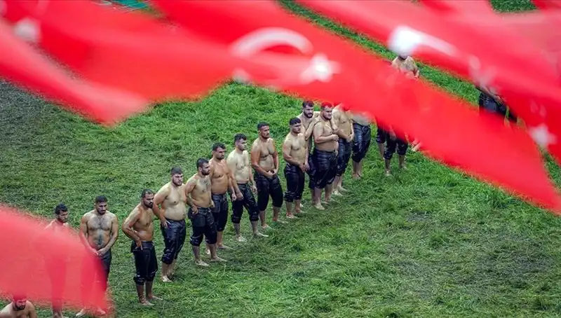 664. Tarihi Kırkpınar Yağlı Güreşleri’ne 40 Başpehlivan ve 826 Sporcu Katılıyor!