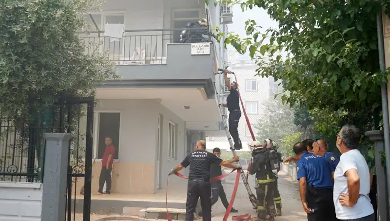 Arkadaş Kavgası alevli bir intikama dönüştü: Daireler Küle Döndü!