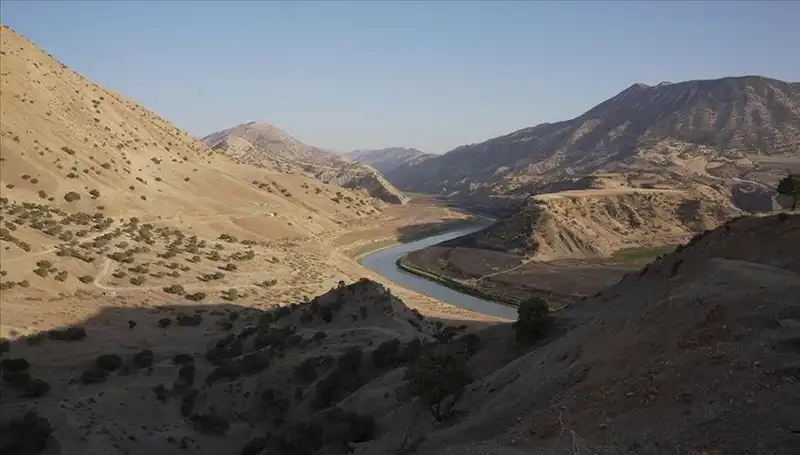 Tahran'da Su Krizi: Tüketim Yüzde 20 Azaltılmalı Uyarısı Geldi