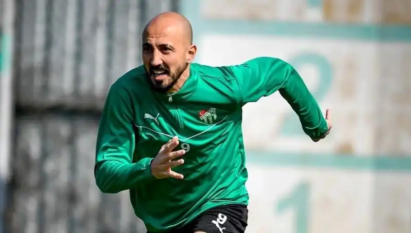 Milli Futbolcunun Kariyerinde Yeni Bir Dönem: 2. Lig Seçeneği