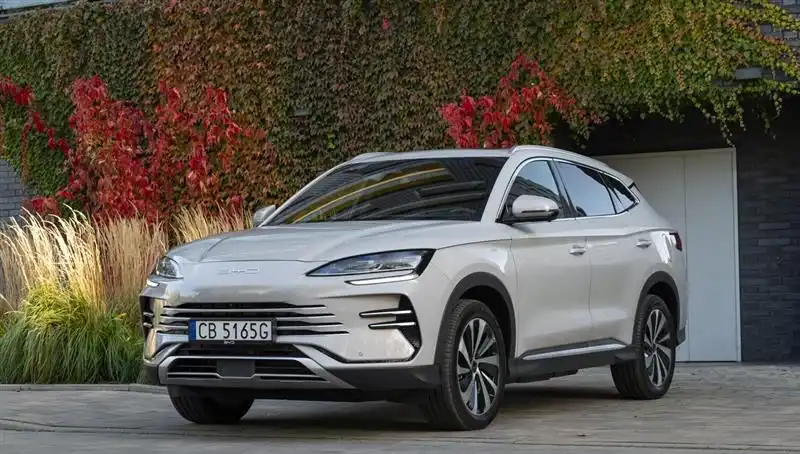BYD'nin Büyüme Hızı Düşüşte: Elektrikli Araç Pazarında Neler Oluyor?