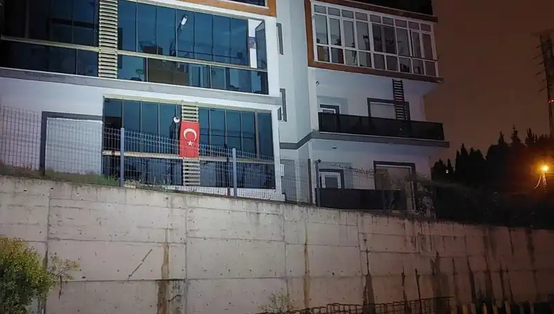 Sakarya'da Korkutan Olay: 4 Katlı Apartman Tahliye Edildi!