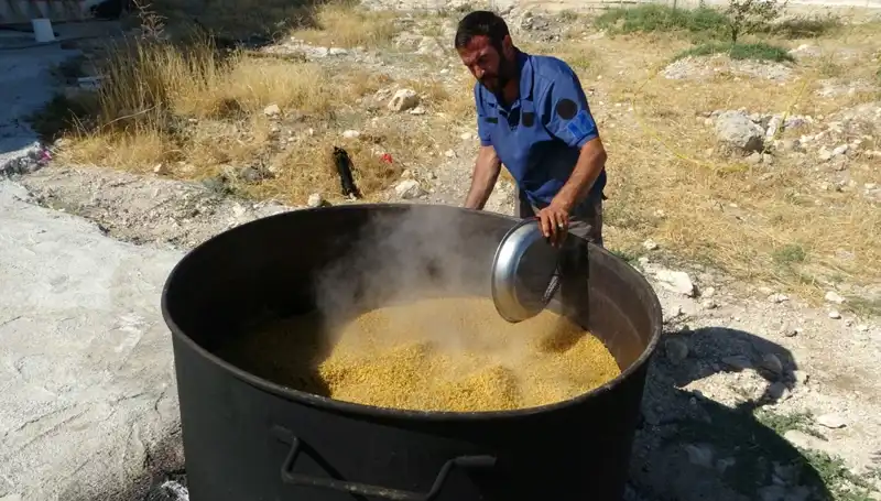 Her Yıl Şehirleri Saran Efsanevi Festivaller: Kazanlar Kaynamaya Başladı!