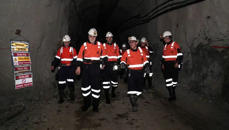 Altın Madeninde Tarihi Görüşme: Bakan Işıkhan Duyurular Yaptı