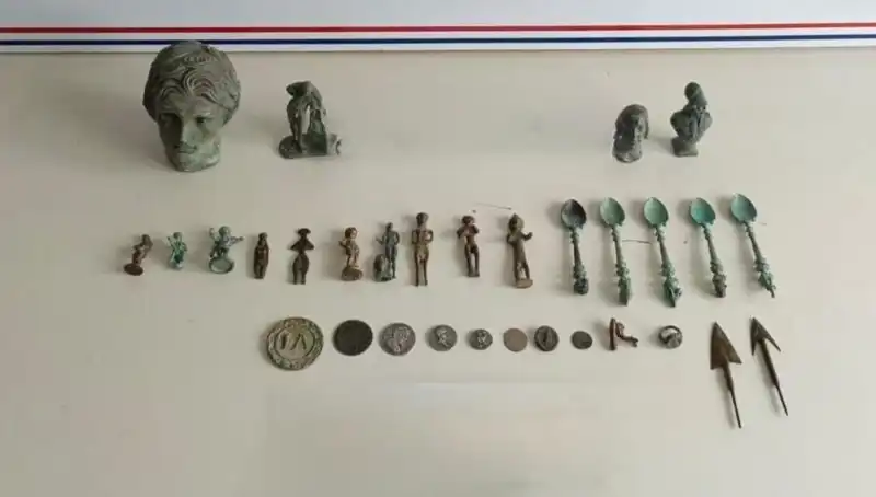 Roma Dönemi Tarihi Eserler Kaçakçılığında Şok Gelişme: Eserler Ele Geçirildi