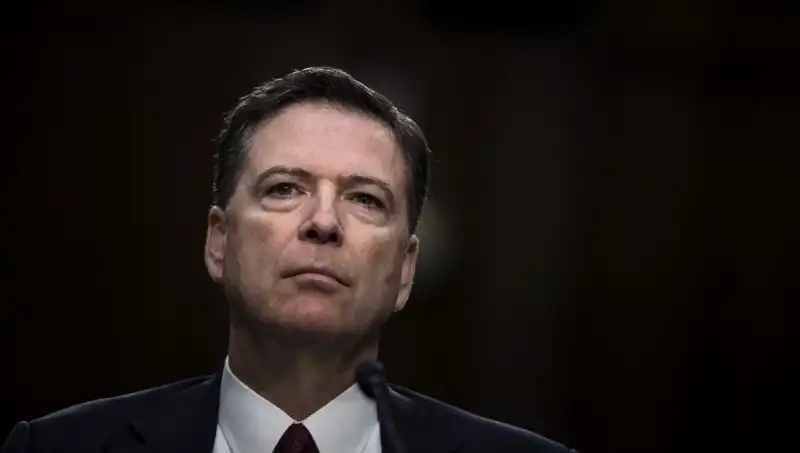 FBI'ın Eski Şefi, Trump İçin Tartışmalı 4 Rakamıyla Paylaşımda Bulundu