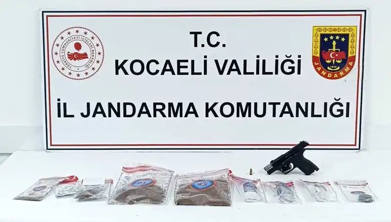 Kocaeli'de Dev Uyuşturucu Operasyonu: 10 Kişi Gözaltında